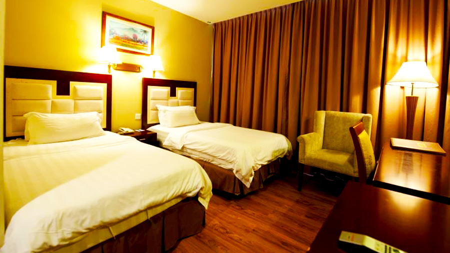 Gaya Centre Hotel - Bedroom