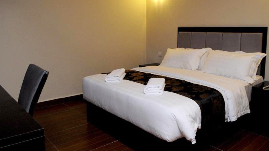 KK Waterfront Hotel-bedroom